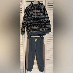 Old Navy Quarter Zip Fleece Pullover and Pants Set